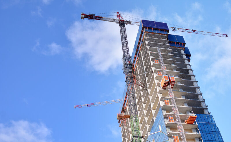 New,Modern,Office,Skyscraper,Being,Built,In,A,City.,Architectural